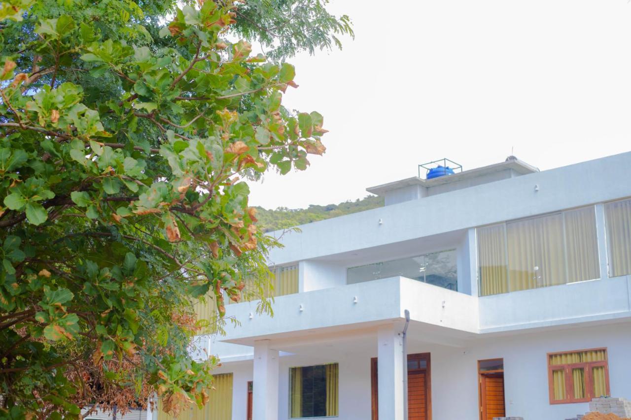 Crystal Riverston Deck Matale Buitenkant foto