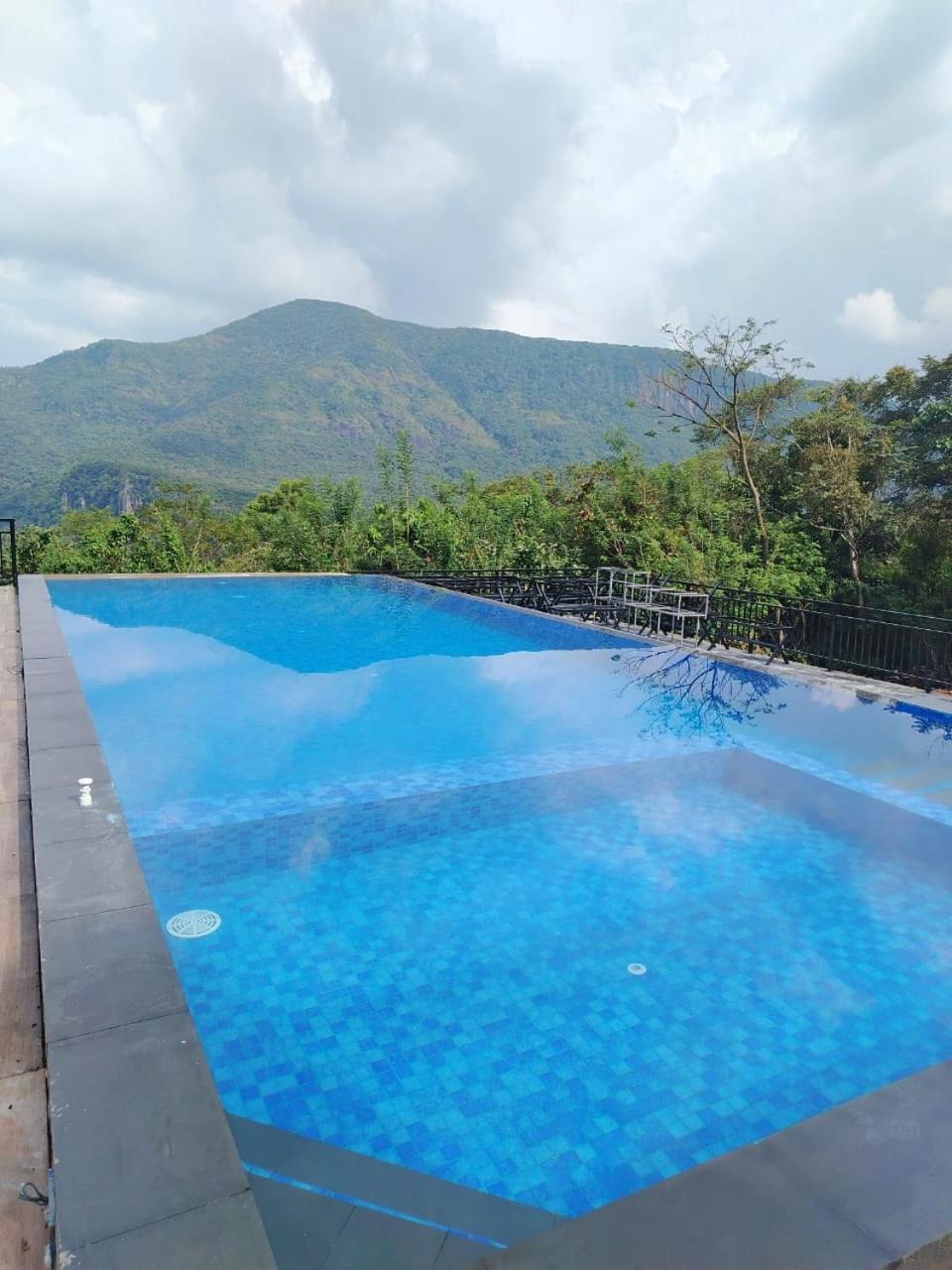 Crystal Riverston Deck Matale Buitenkant foto